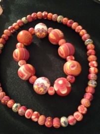 Fun necklace and bracelet set