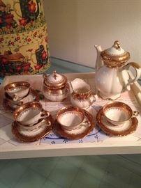 Tea set and tiled tray