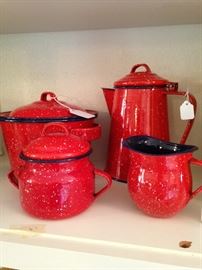 Classic red speckleware