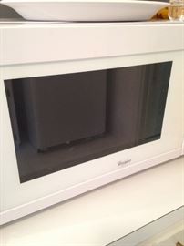Whirlpool microwave