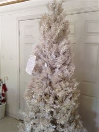 White Christmas tree