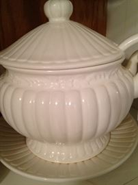 White soup tureen