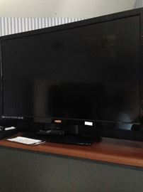 42 inch Vizio flatscreen TV