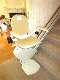 for sale lift chair, works just fine
