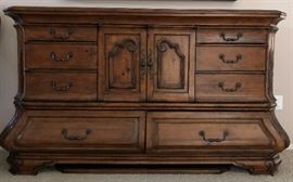 Michael Amini Signature Series King Bedroom Suite: Exquisite Wood and Padded Bed Frame, 2 Nightstands w Granite Tops, Dresser with Granite Top and Entertainment Unit/Drop Front Desk
Decorative Mirror Pair Table Lamps
Bedding Chair