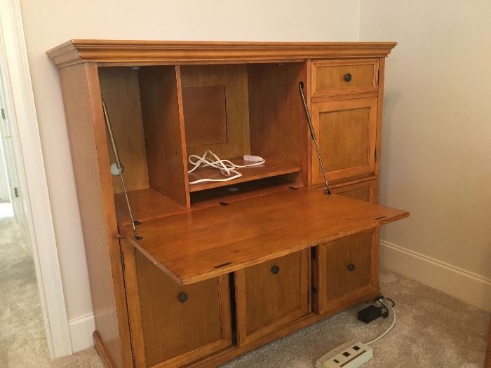 Pottery Barn let down front desk great storage excellent condition