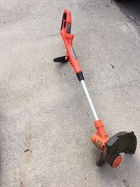 Electric edger