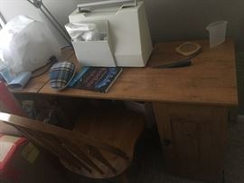Sewing table