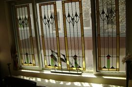 SOME PRAIRIE STYLE STAINGLASS WINDOWS--NOT FRAMED --EASY TO HANG UP TOO !