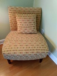 Contemporary side chair