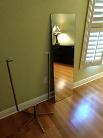 Floor mirror