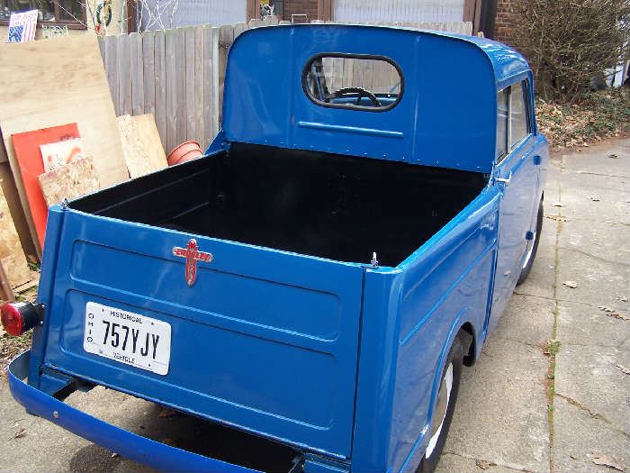 REAR VIEW OF THE CROSLEY TRUCK