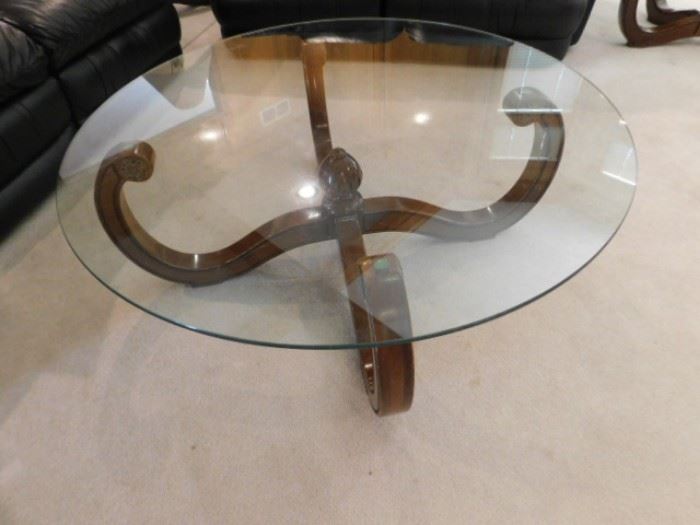 Round coffee table decorative wood base, with 2 matching side tables 