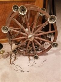 Wagon wheel, Handing light fixtures 