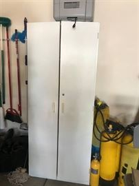 
#60 White laminate 2 door storage cabinet w/shelves 30x17x71
$40
