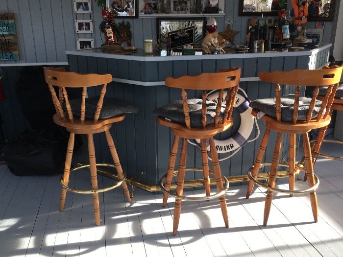 Bar stools, total of 4