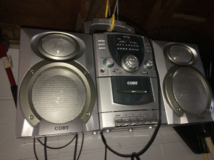 COBY boom box stereo