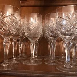 Set of 12 crystal goblets.