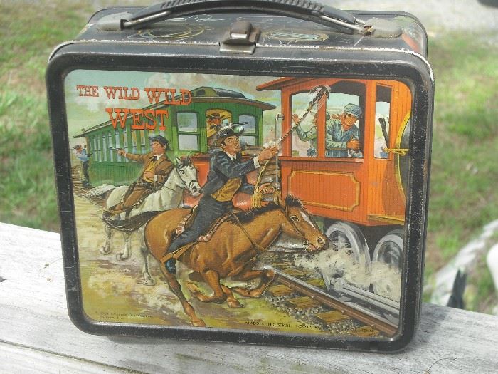 Vintage 1967 Lunch Box