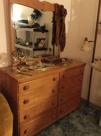 Dresser with mirror, matches chest and stands?