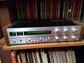 Vintage Heathkit Receiver