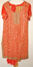 TRADITIONAL INDIAN CLOTHING