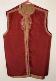 TRADITIONAL INDIAN CLOTHING