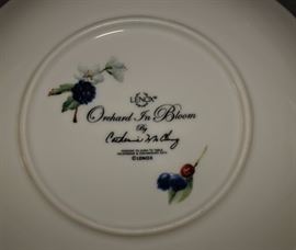 Lenox Orchard in Bloom IMPORTANT SERVING PCs