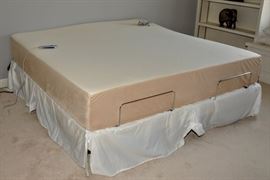 NEAR NEW KING "TEMPURPEDIC MOTORIZED BED"