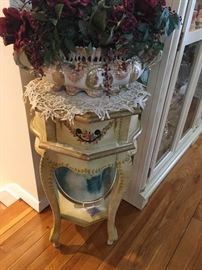 Small decorative tables