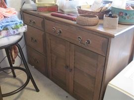 sewing machine cabinet & table