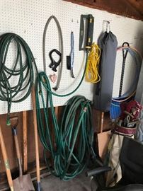 GARDEN HOSES / YARD TOOLS