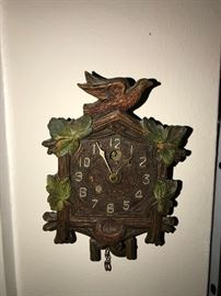 ANTIQUE TINY CUCKOO CLOCK