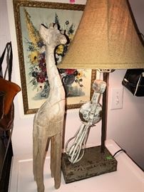 WOODEN GIRAFFE AND MIXER LAMP