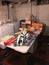 IRONS / LAUNDRY ROOM SUPPLIES / CLEANING SUPPLIES