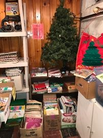 LOTS AND LOTS OF SCHOOL SUPPLIES, STATIONARY, PENS, PENCILS, MARKERS, NOTEBOOKS, POST CARDS, POST-IT NOTES AND BOOKS