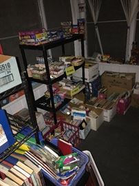 TON OF BOOKS / LOTS AND LOTS OF SCHOOL SUPPLIES, STATIONARY, PENS, PENCILS, MARKERS, NOTEBOOKS, POST CARDS, POST-IT NOTES AND MORE