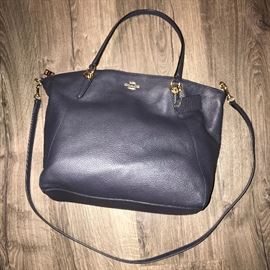 COACH LEATHER NAVY HANDBAG
