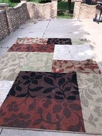 OUTDOOR RUG