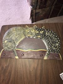 TWO CATS MIRROR WITH HANGERS