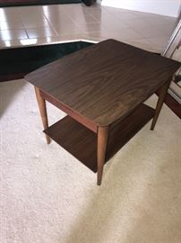 LANE WOODEN SIDE TABLE