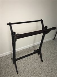 QUILT RACK