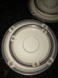 MIKASA GRAND IVORY FINE CHINA SET-12 SERVING!