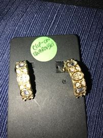 SWAROVSKI CRYSTAL SWAN SIGNED CLIP-ON EARRINGS