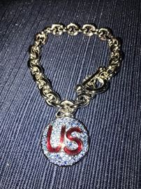 SWAROVSKI SWAN SIGNED-SPECIAL EDITION US BRACELET