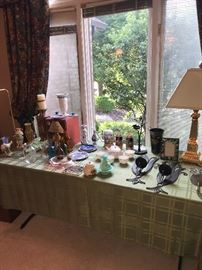 HOME DECORATIONS / VASES / LAMPS