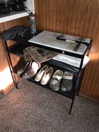 SHOE RACK