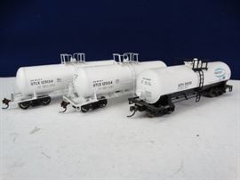 HO Scale Trains 3 Tankers