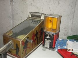 Challenger pistol table arcade game with vintage gumball machine