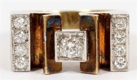 14KT GOLD & DIAMOND RING, SIZE 7.75
Lot # 0080 